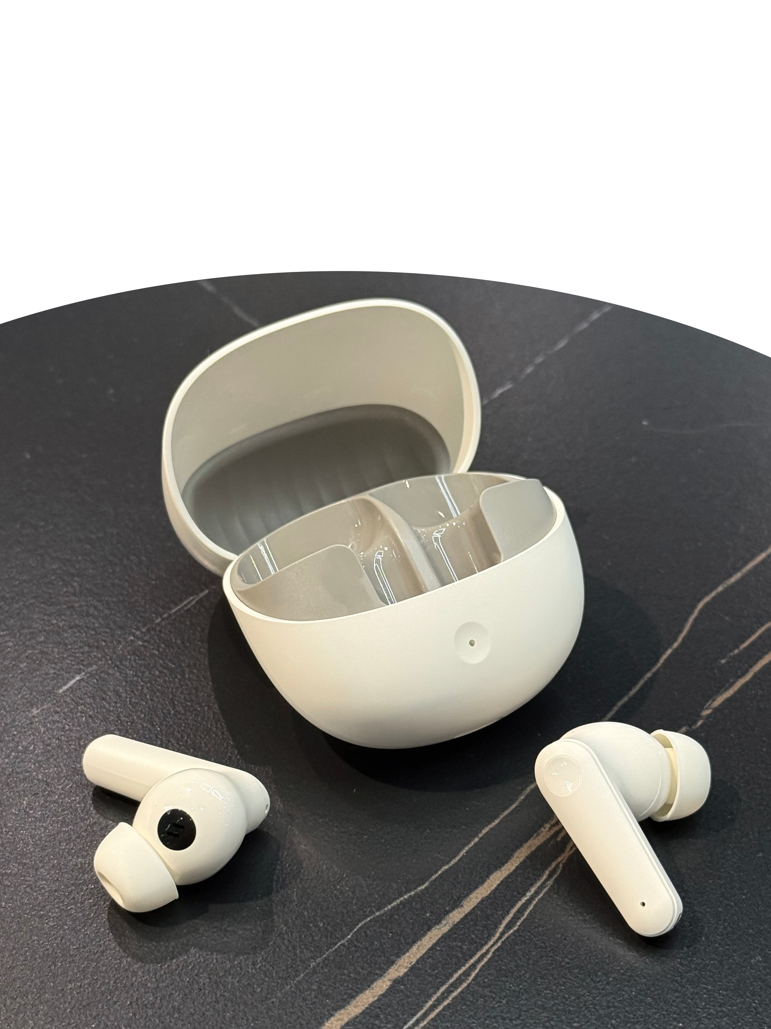 TW78-R Earbuds — photo 10
